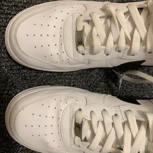 Nike Air Force 1 High Tops - Picture 3 of 5